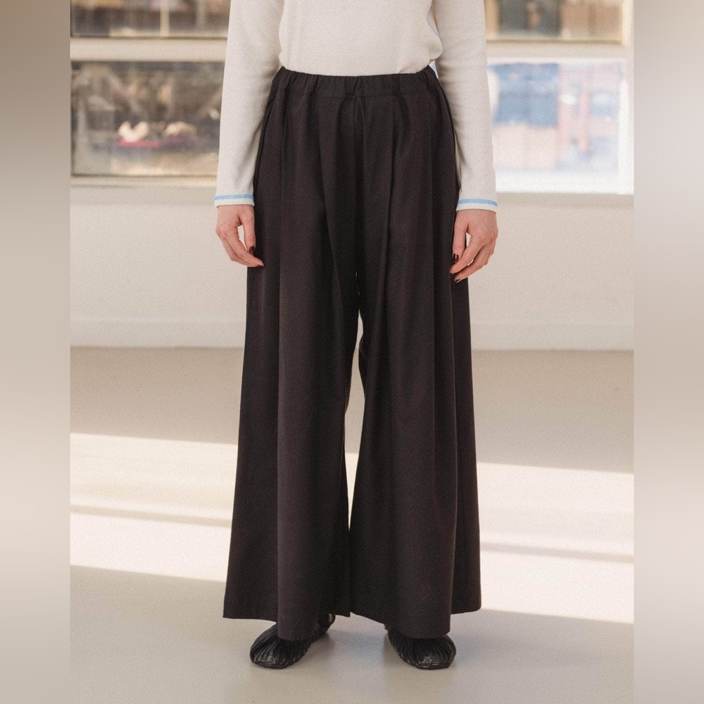Baserange Avi Pants - never worn